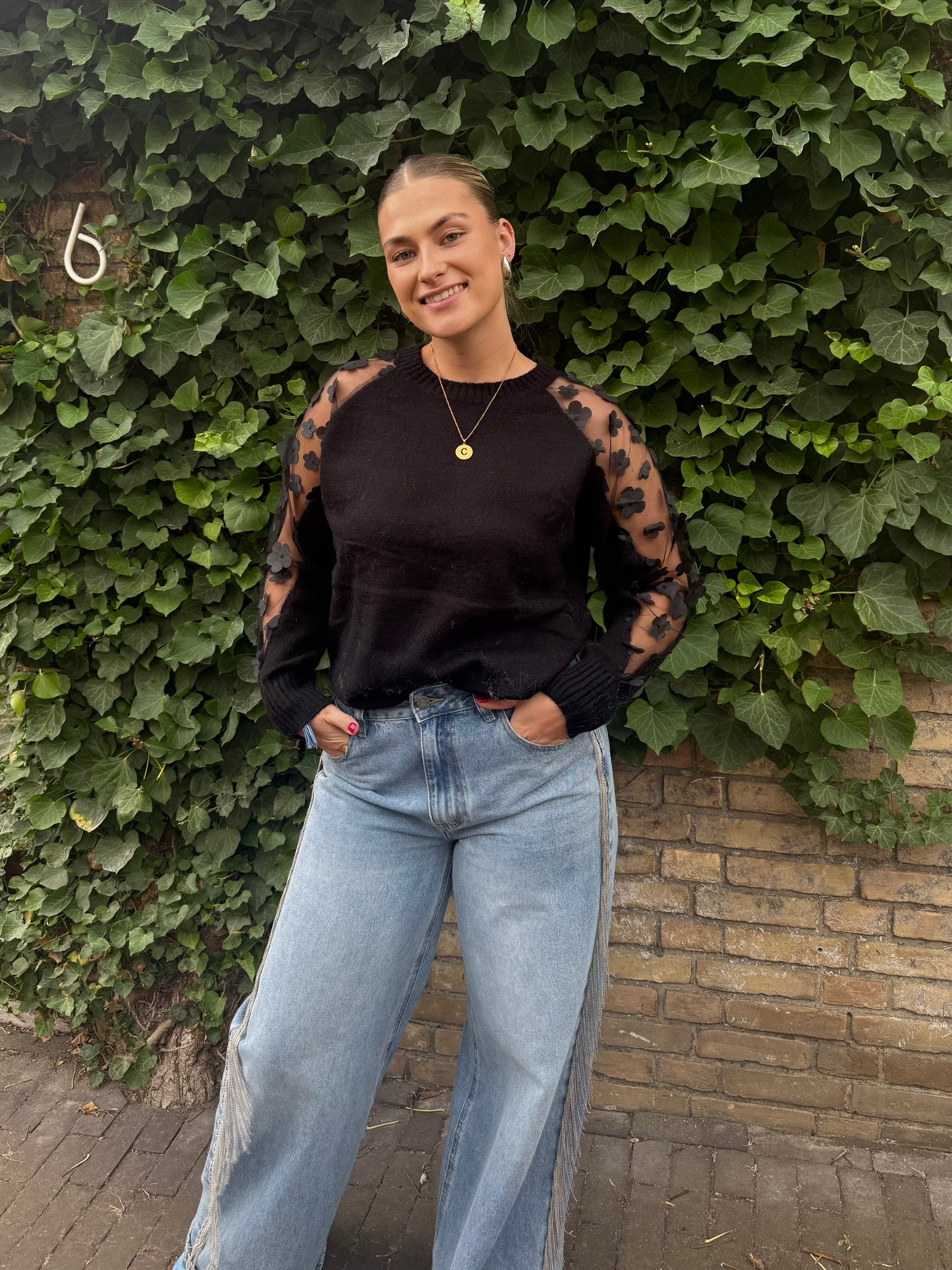 Trui Roos Flower Zwart