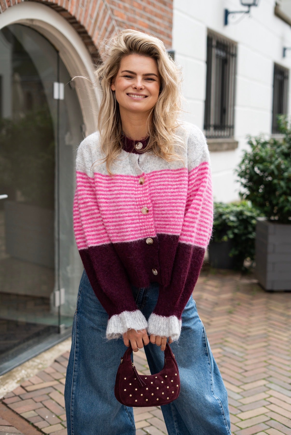 Vest Feline Bordeaux roze met ruffle mouw