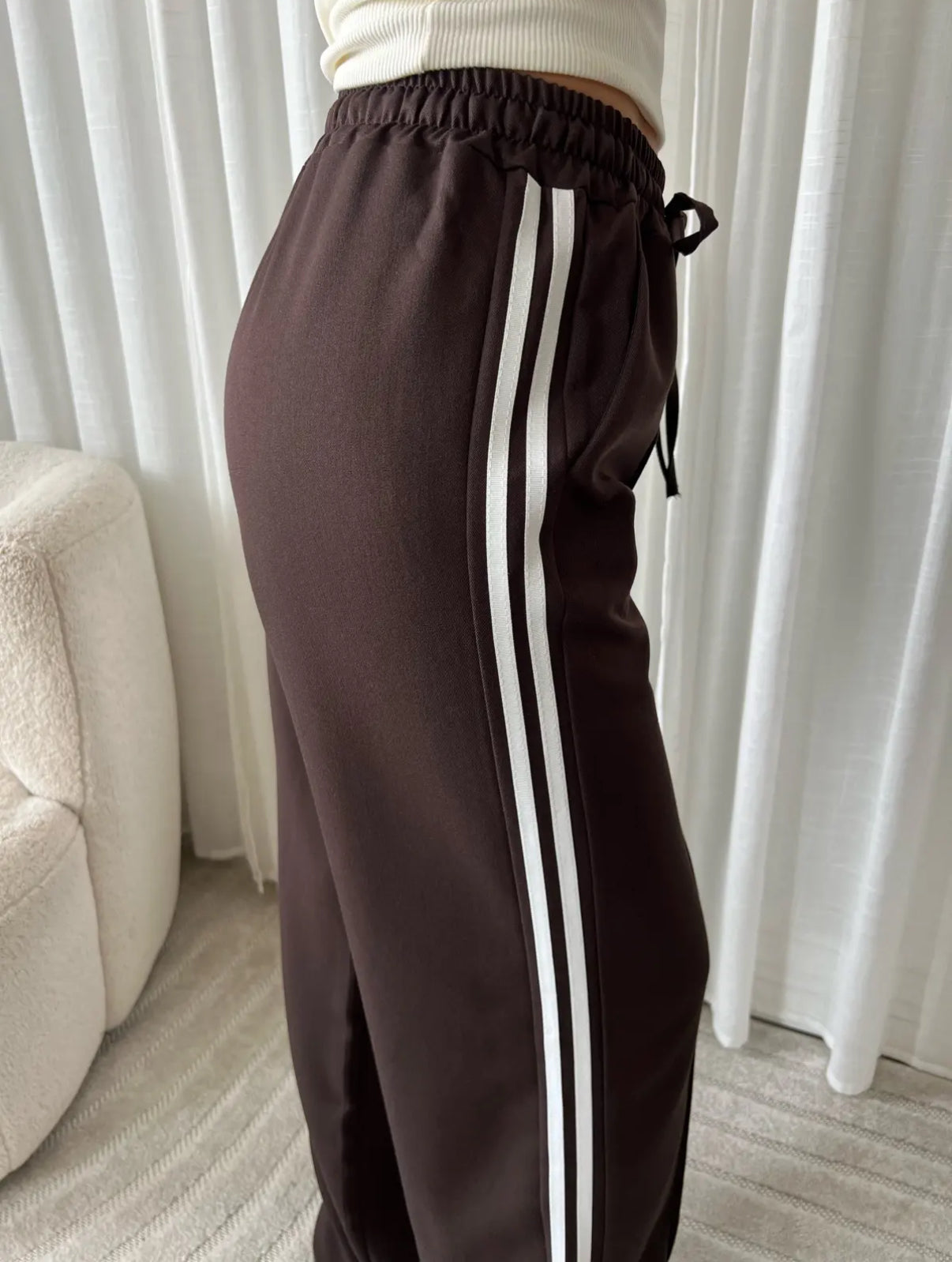 PRE ORDER - Pants Nadia Stripe Bruin