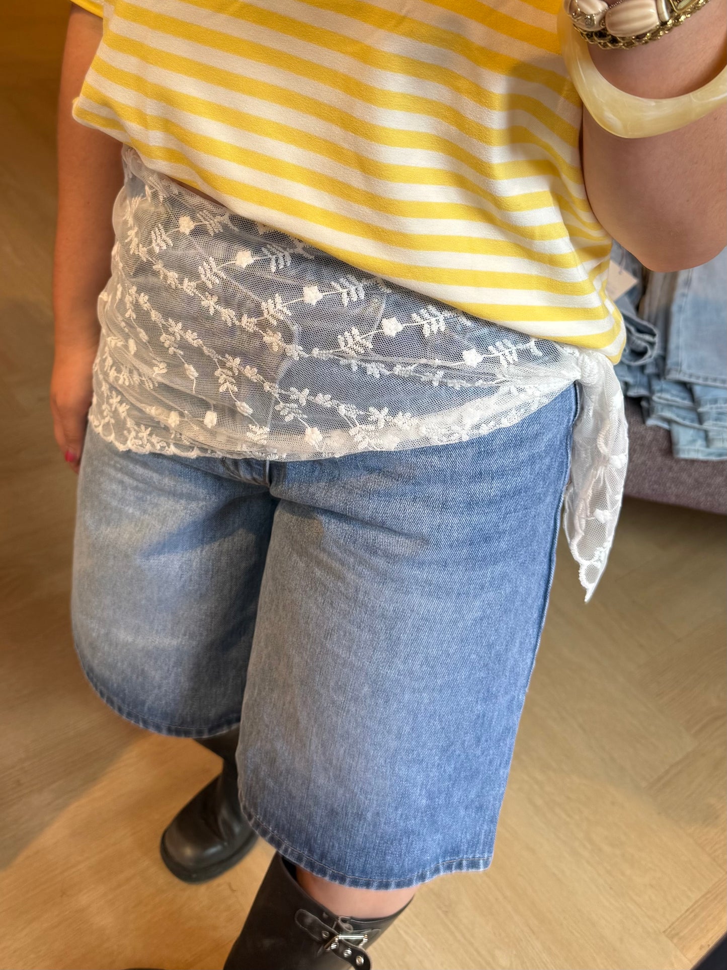 Kanten sjaaltje