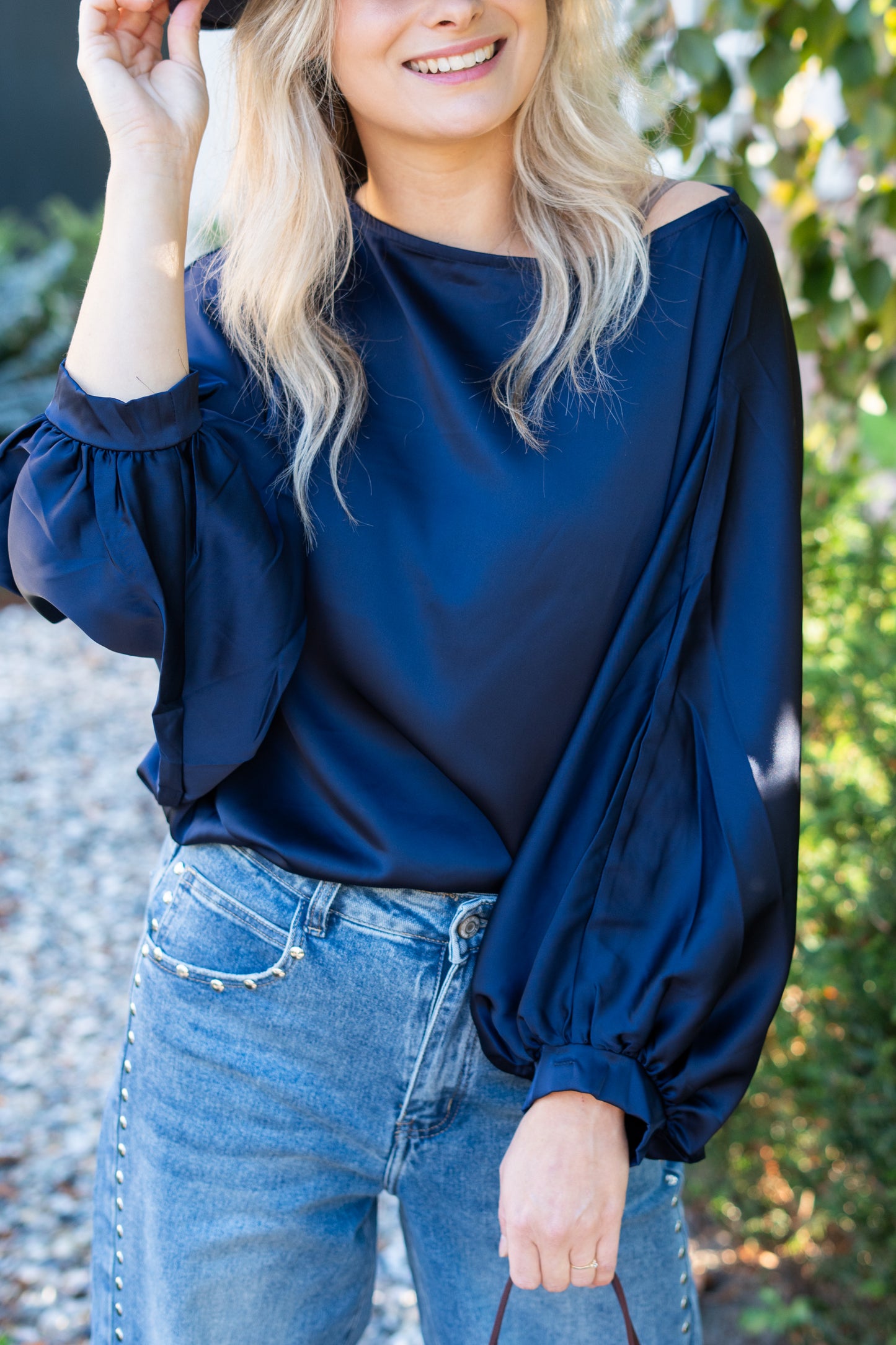 Top Manon donkerblauw wijde mouwen