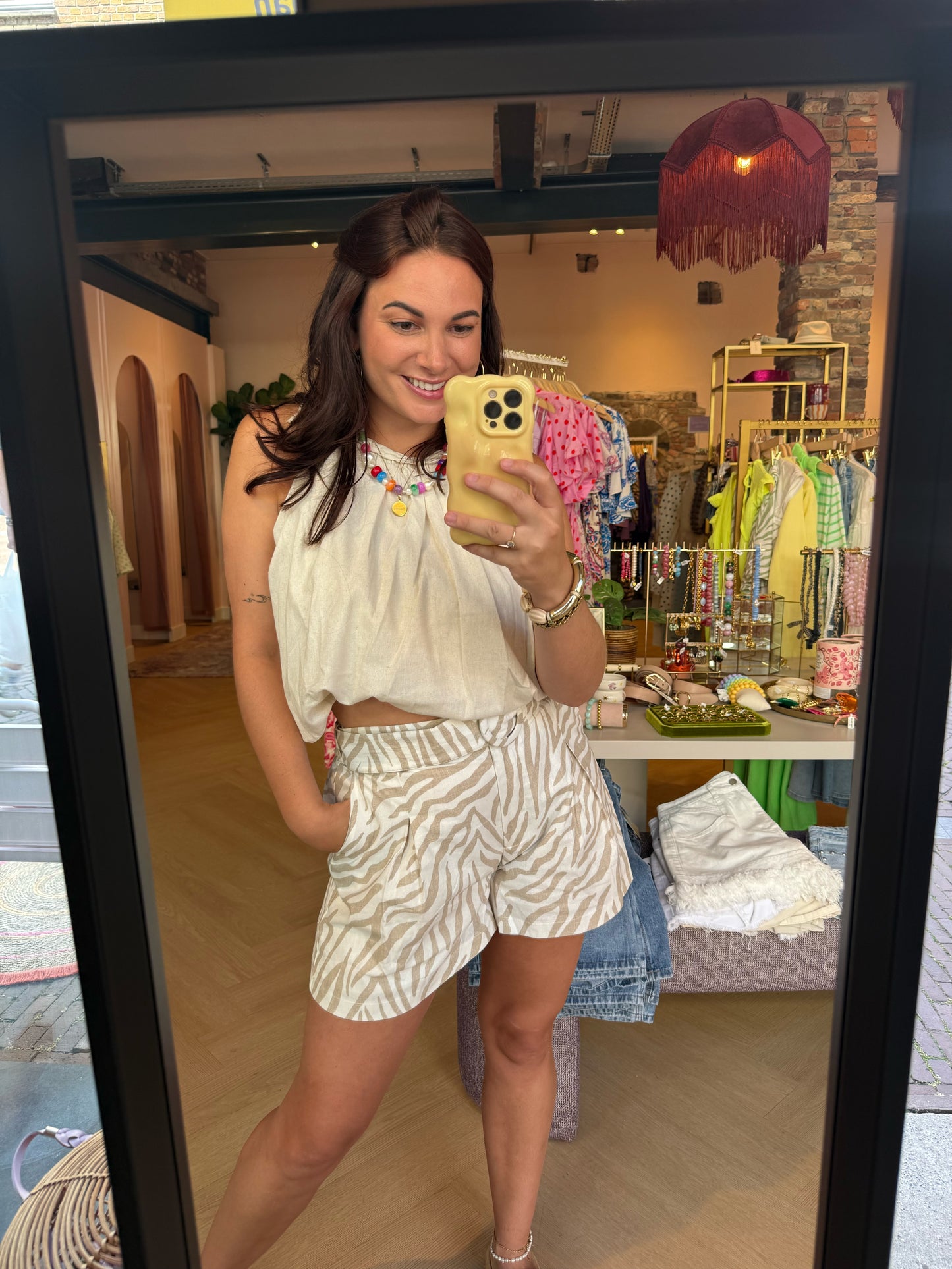 Short Lynn Beige