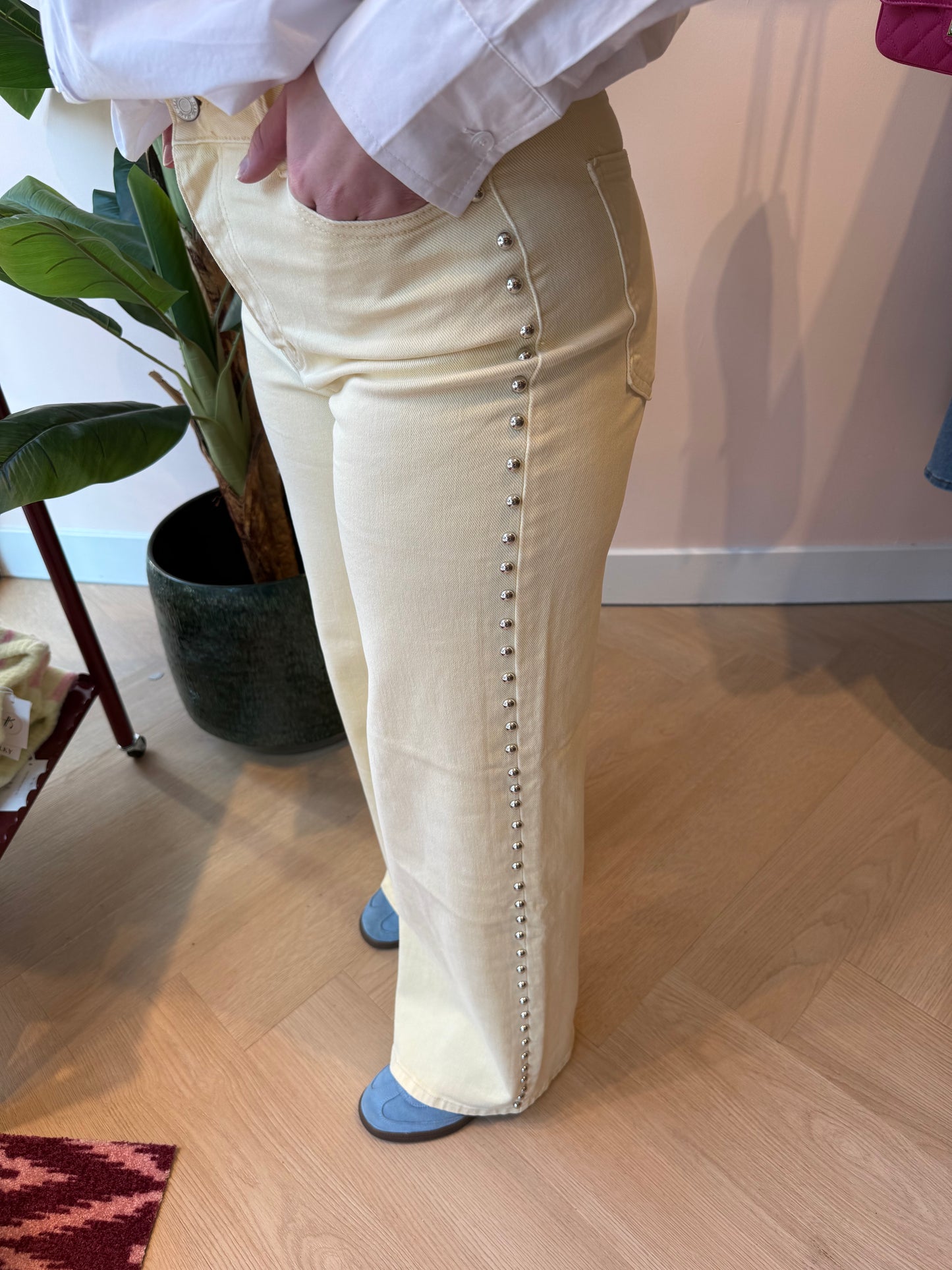 Jeans Pien Studs Geel