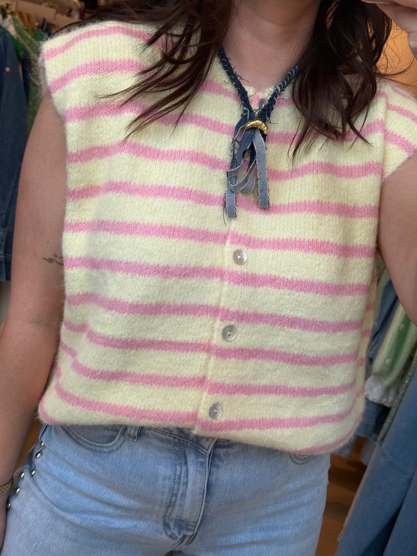 Gilet Nienke Geel Roze