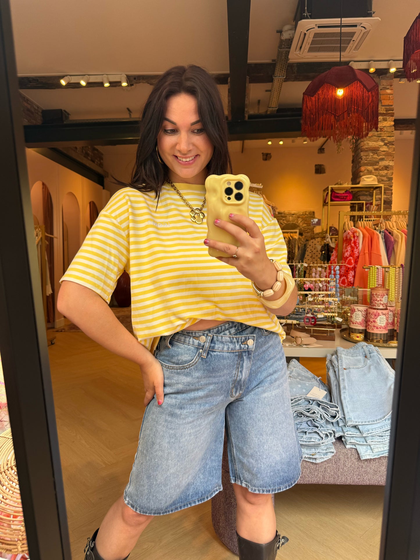 T-shirt Iconic Geel
